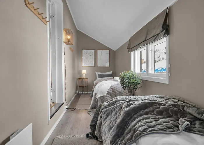 Urban Apartment In City Center!